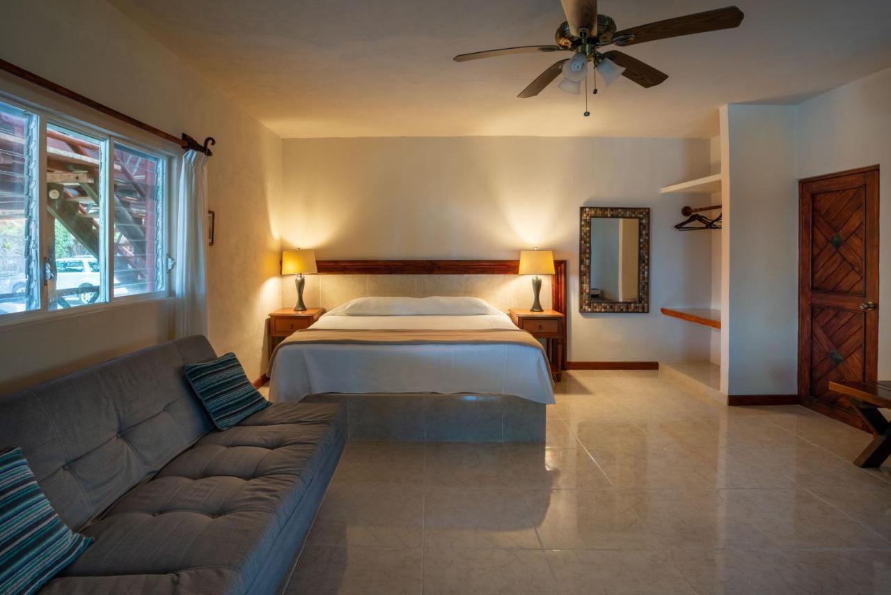 The Diving Lodge Downtown Puerto Morelos Buitenkant foto