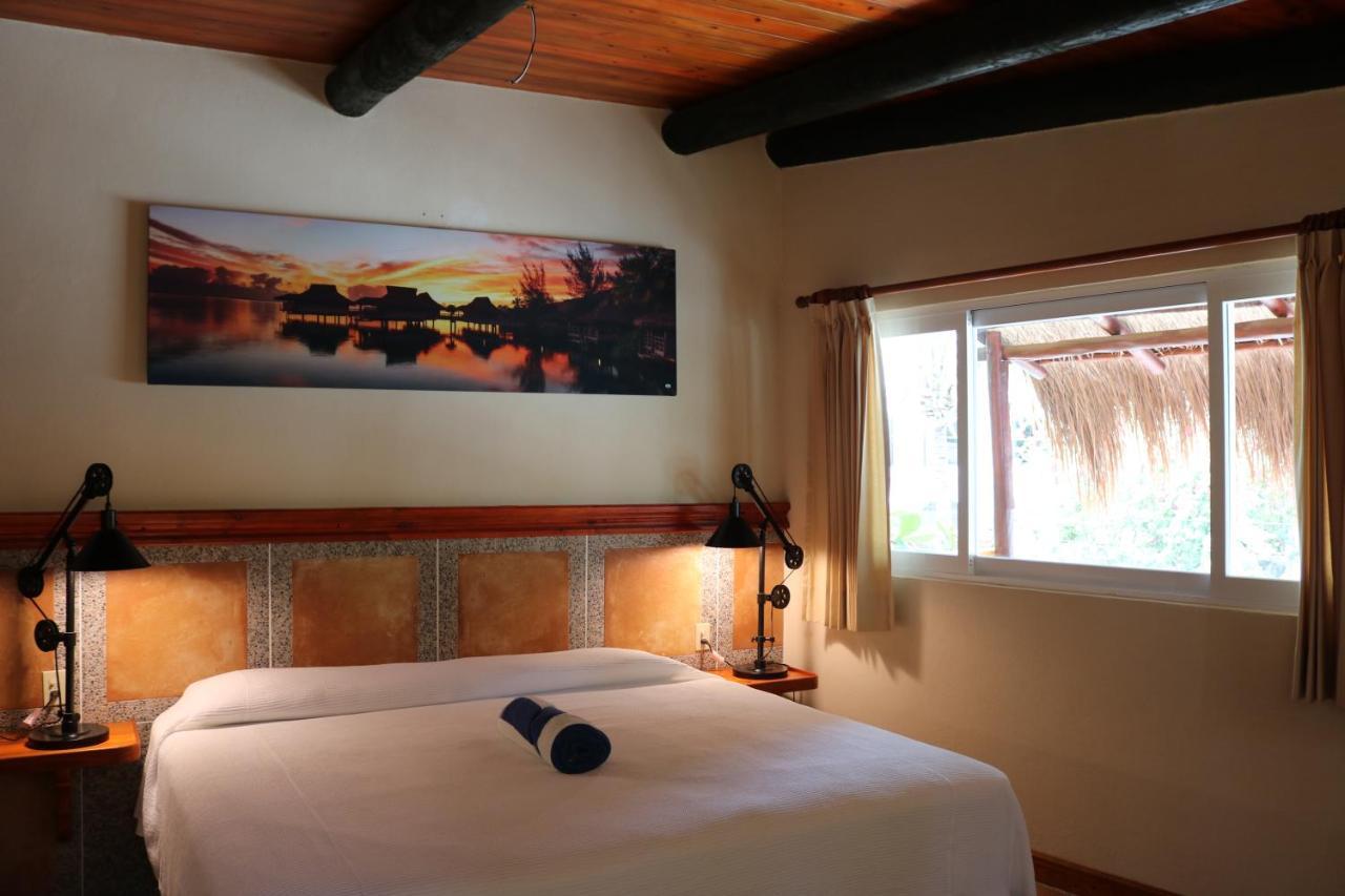 The Diving Lodge Downtown Puerto Morelos Buitenkant foto