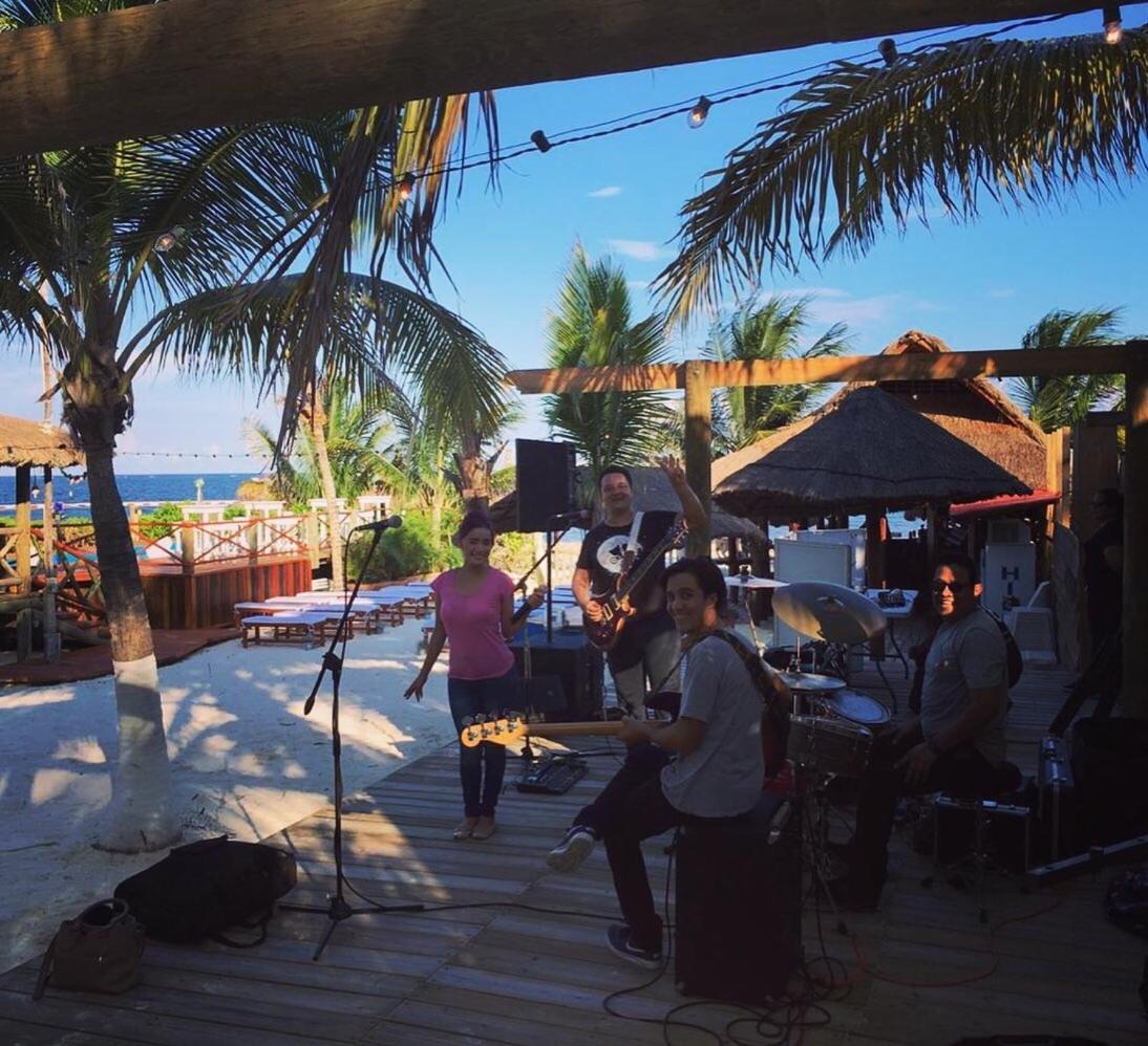 The Diving Lodge Downtown Puerto Morelos Buitenkant foto