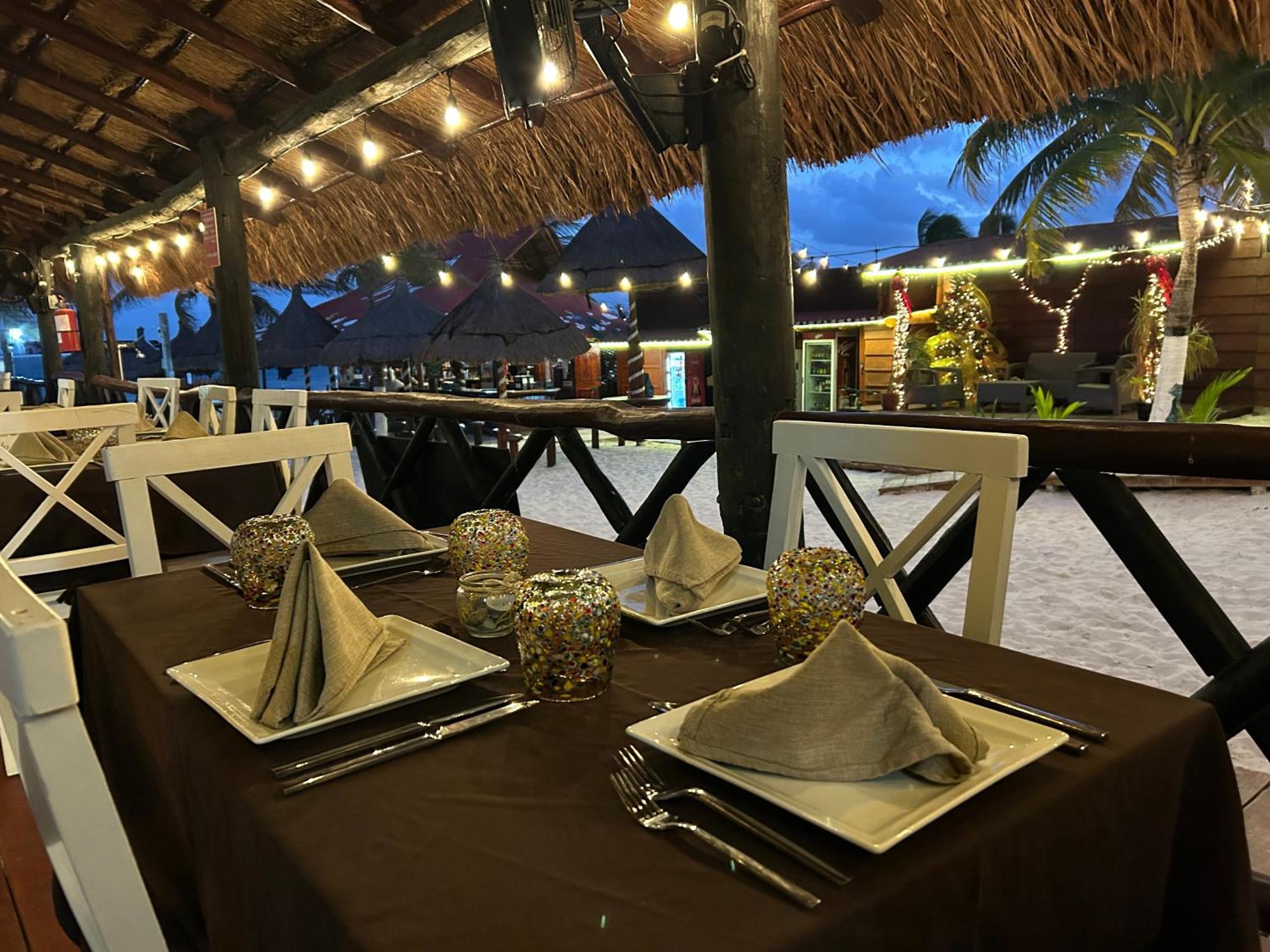 The Diving Lodge Downtown Puerto Morelos Buitenkant foto